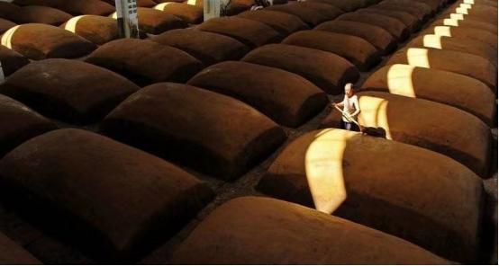 新疆伊力特酒大全,新疆伊力酒为什么在杭州卖这么火