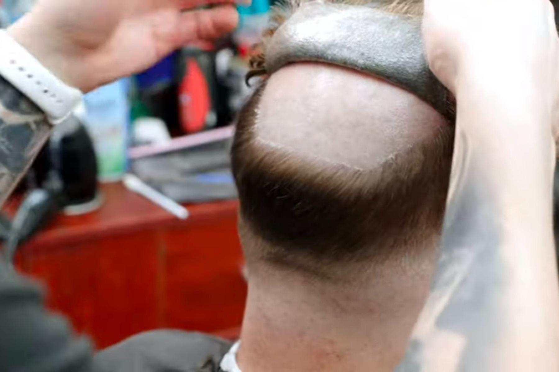 戴假发用的胶怎么清洗,假发上的粘胶怎么清理