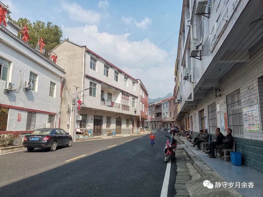 樱子视频大全,樱子挖野菜