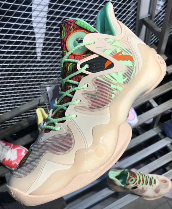 安踏狂潮四新年配色,安踏狂潮四配色上脚