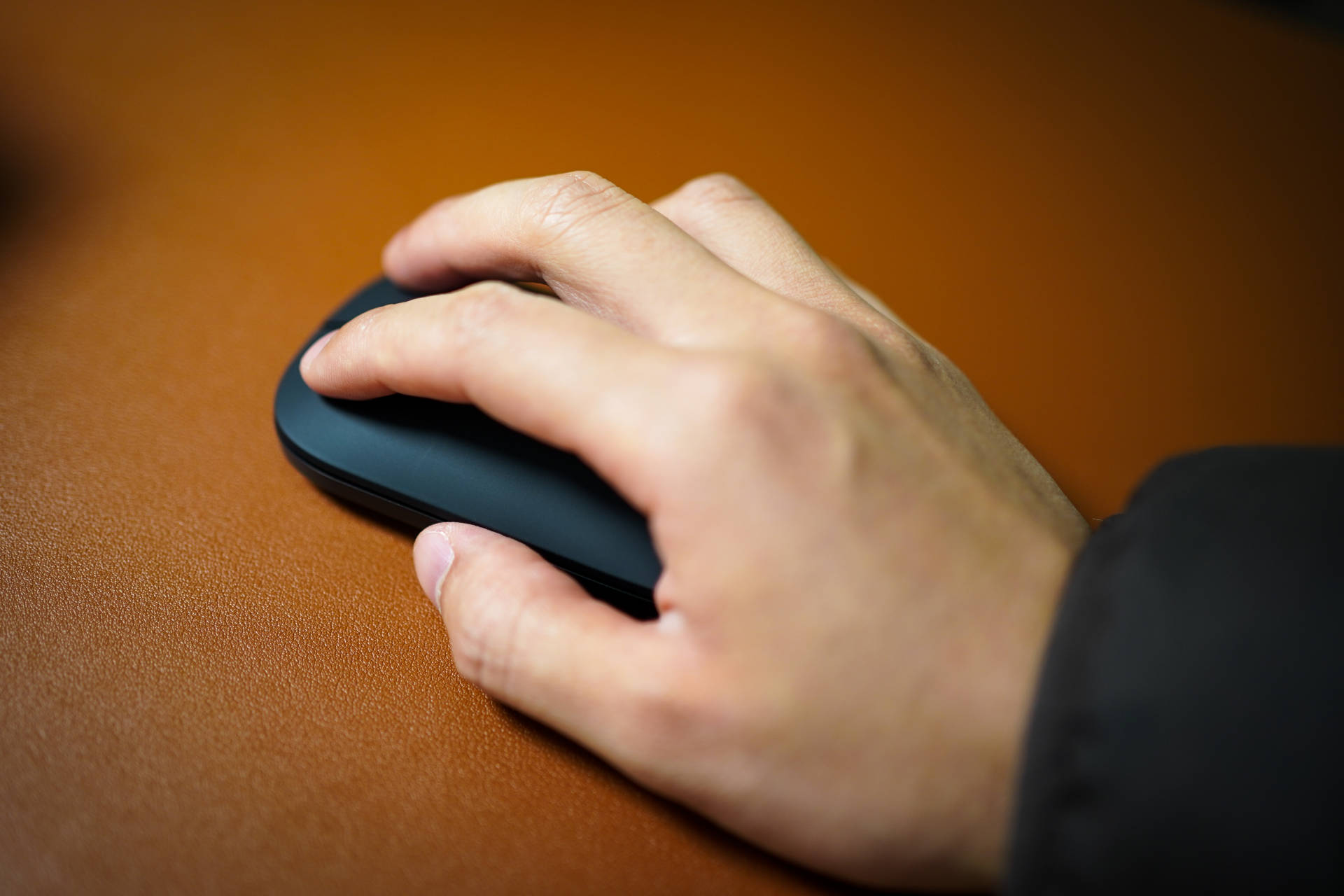 年入百万打工人,年入百万的人每天都干些什么