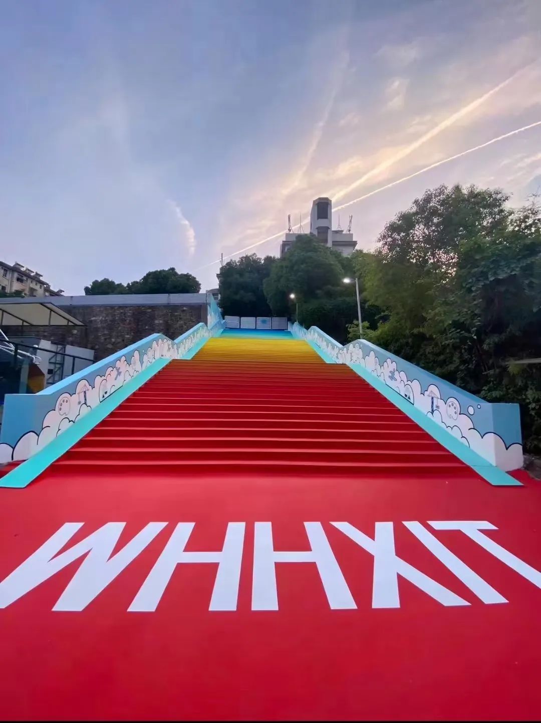 420分能上武汉华夏理工学院,武汉华夏理工学院新生几号报到