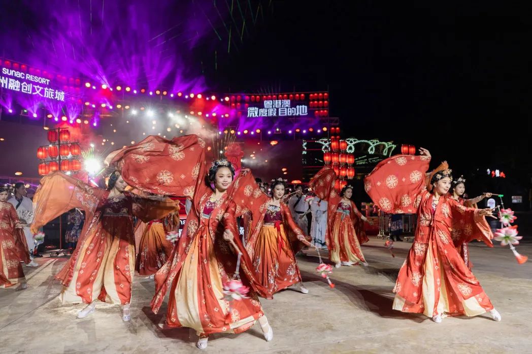换个方式闹元宵资讯,融创文旅城烟花秀