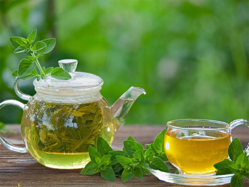 备孕期间女性可以喝红茶吗,42岁女性冬天喝红茶还是绿茶好