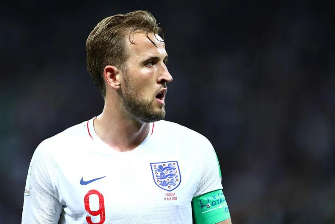 三狮军团开门红,三狮军团世界杯完整版