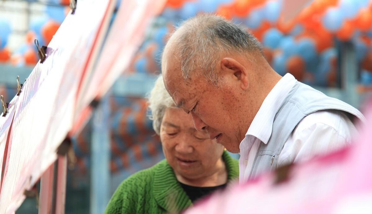 女人为什么选错伴侣的3个原因,女人管不住自己老公真可悲