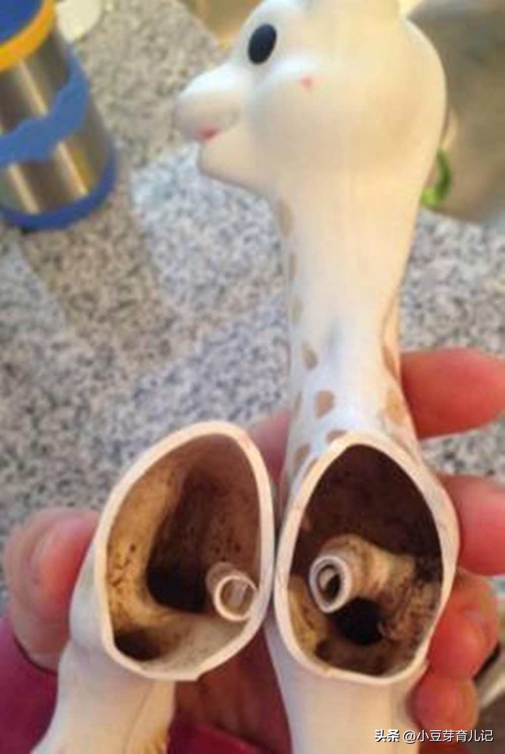 宝宝身边有脏东西有哪些症状,宝宝脏东西怎么清理