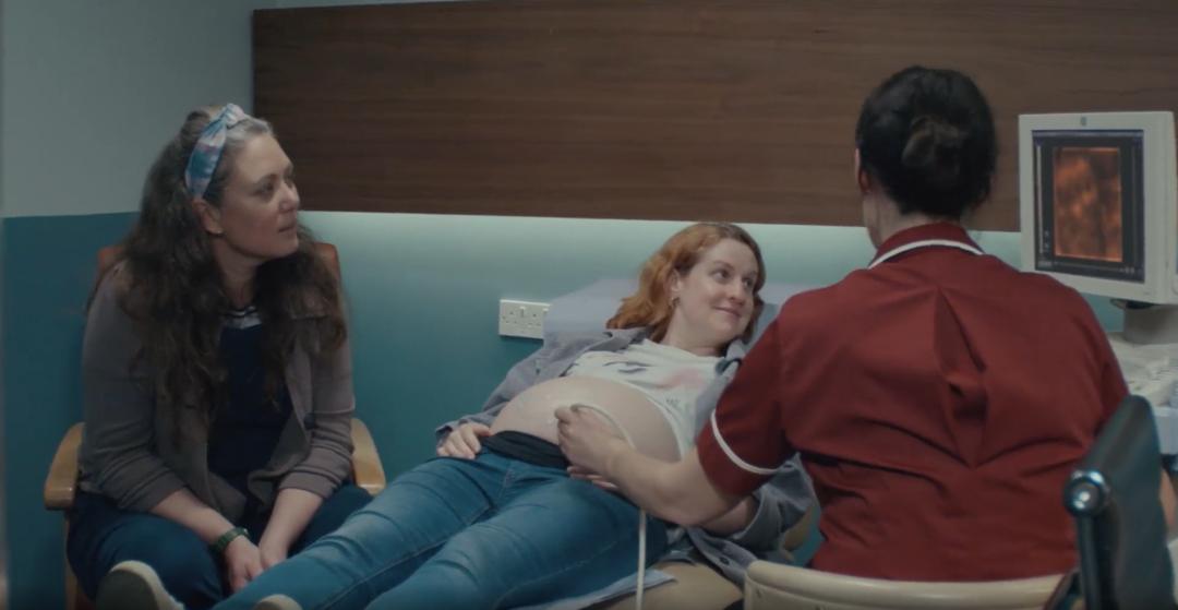 脑洞新奇！Marmite酱把广告做到子宫里面去了