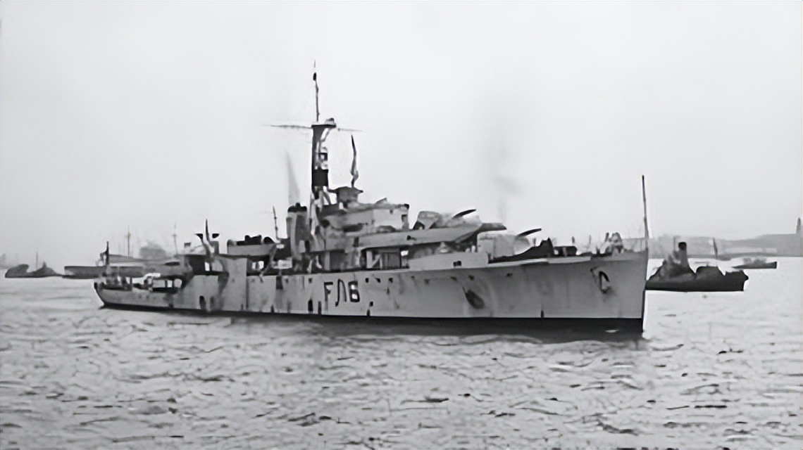 1997香港回归第一批驻港舰艇,英军航母护卫舰南海