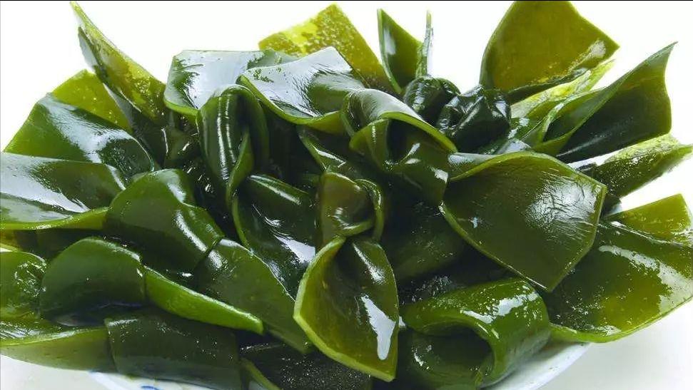 年轻女性突然白发增多是什么原因,中年女性有白发怎么调理