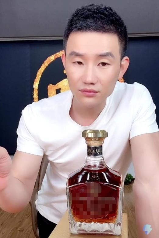 戚薇假货风波后续，又有40多人站出来晒鉴别结果维权，都是假货