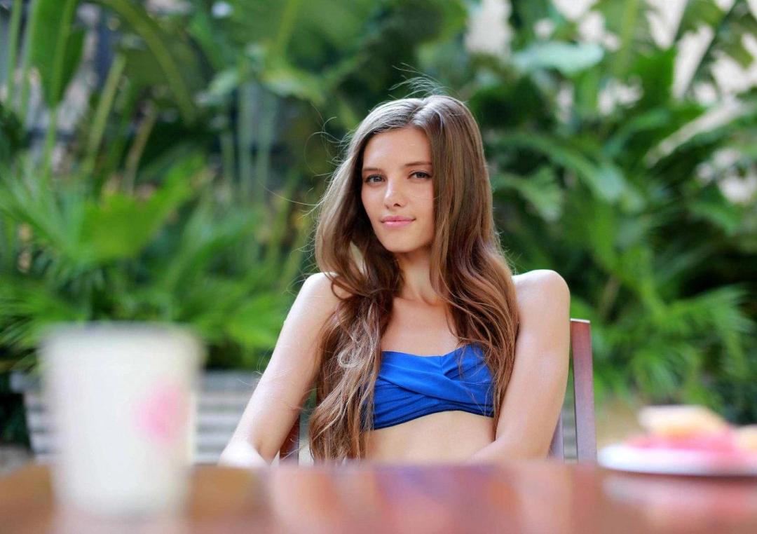 乌克兰美女涌入中国，表面是旅游，真正原因让中国男人乐开了花