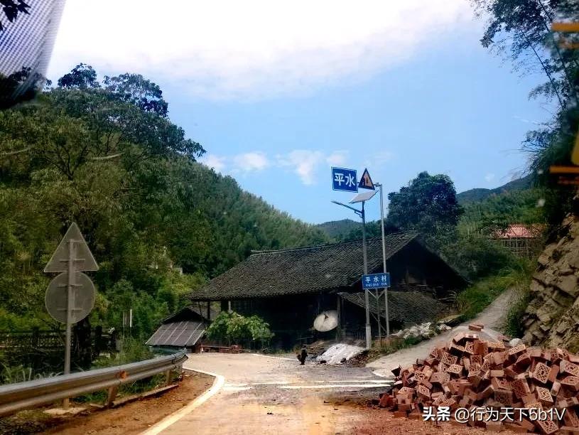 【探秘宛田红滩瀑布溯溪梦江吉翁瀑布】穿越花坪神秘风景线