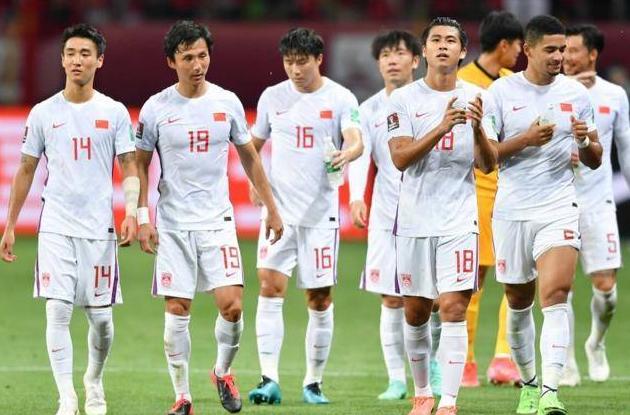 很自豪？国足受三支世界强队邀请免费当陪练，陈戌源：还没决定