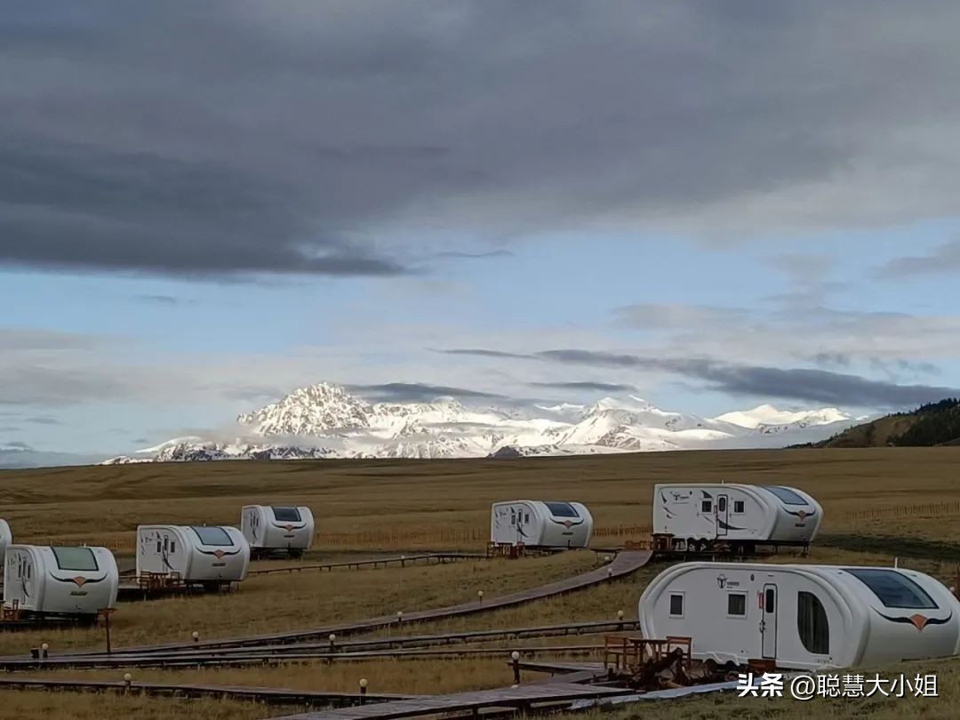 *疆新**，美到封神！配得上“她”的民宿有多少？