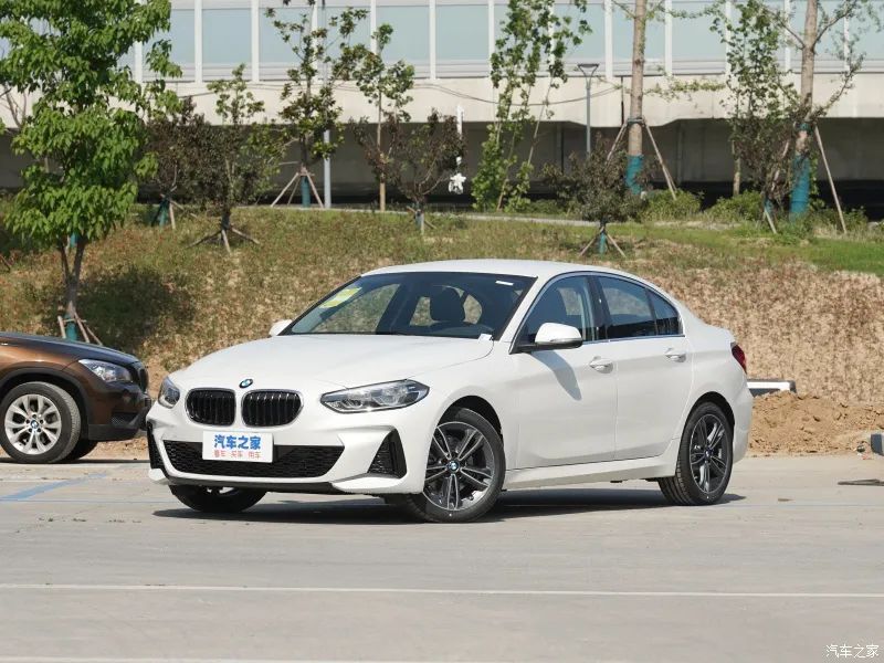 宝马1系自吸两厢进口值得买吗,宝马1系运动版入手