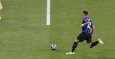 1-0夺冠，新王诞生！曼城狂欢：20天夺3冠，多人喜极而泣