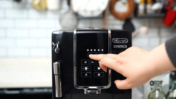 推荐一款简单的德龙咖啡机,德龙d3t全自动咖啡机使用教程