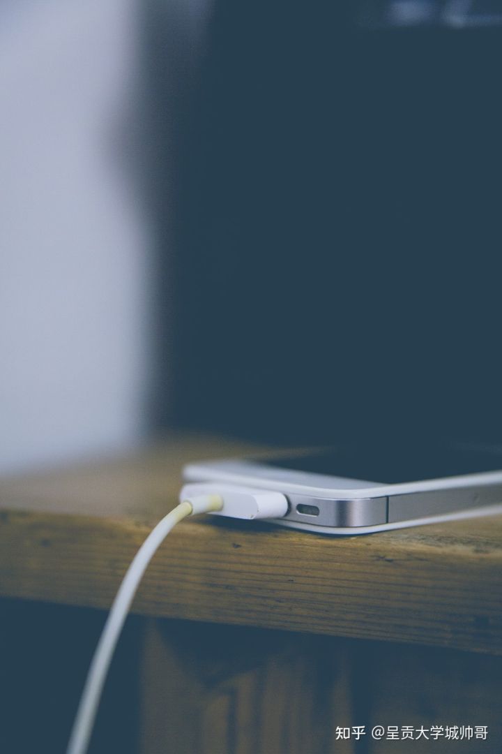 贵阳手机专业维修黑屏不开机,机出没维修靠谱吗