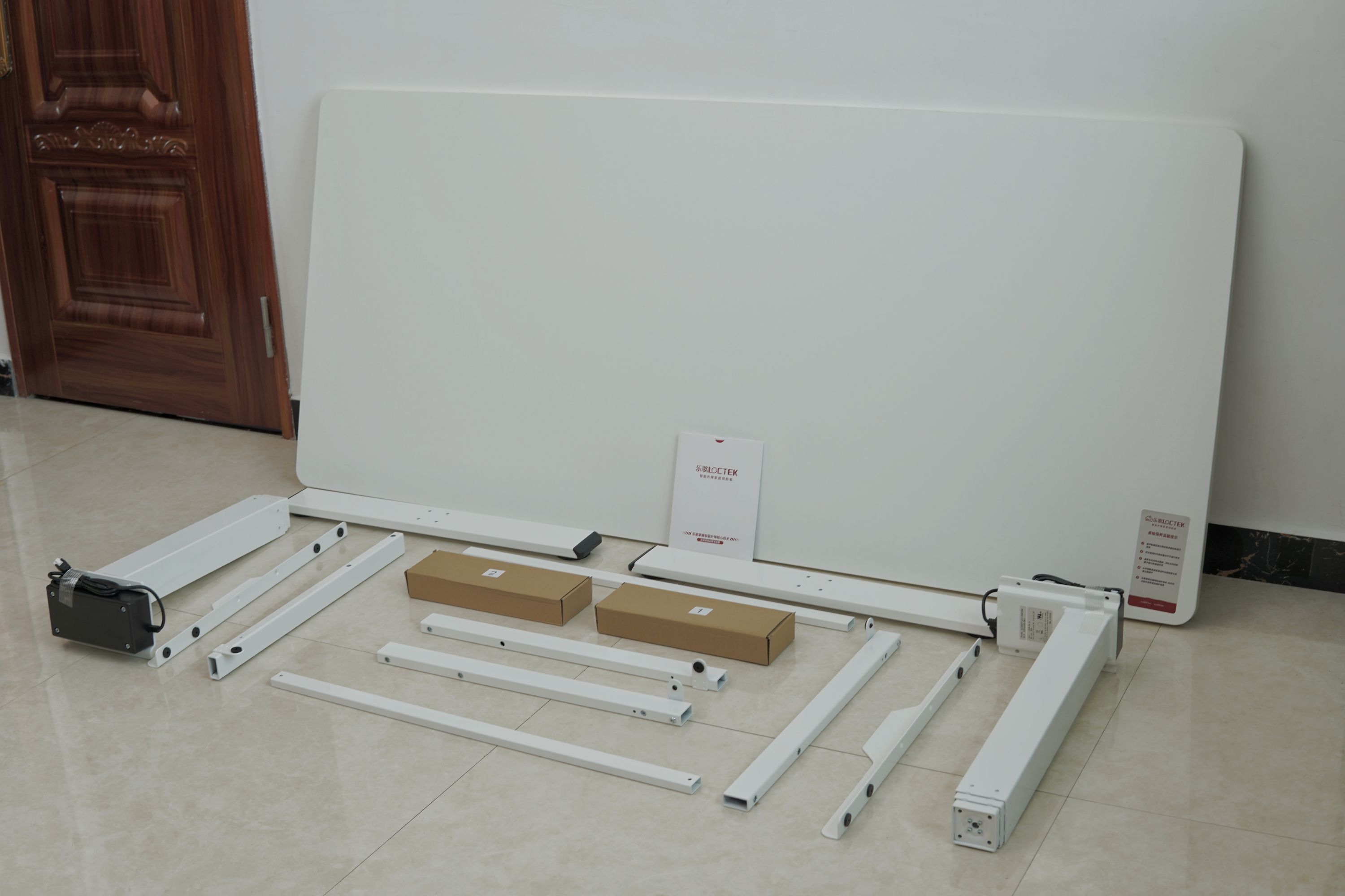 站立式办公升降桌选购技巧,办公桌怎么选择升降桌