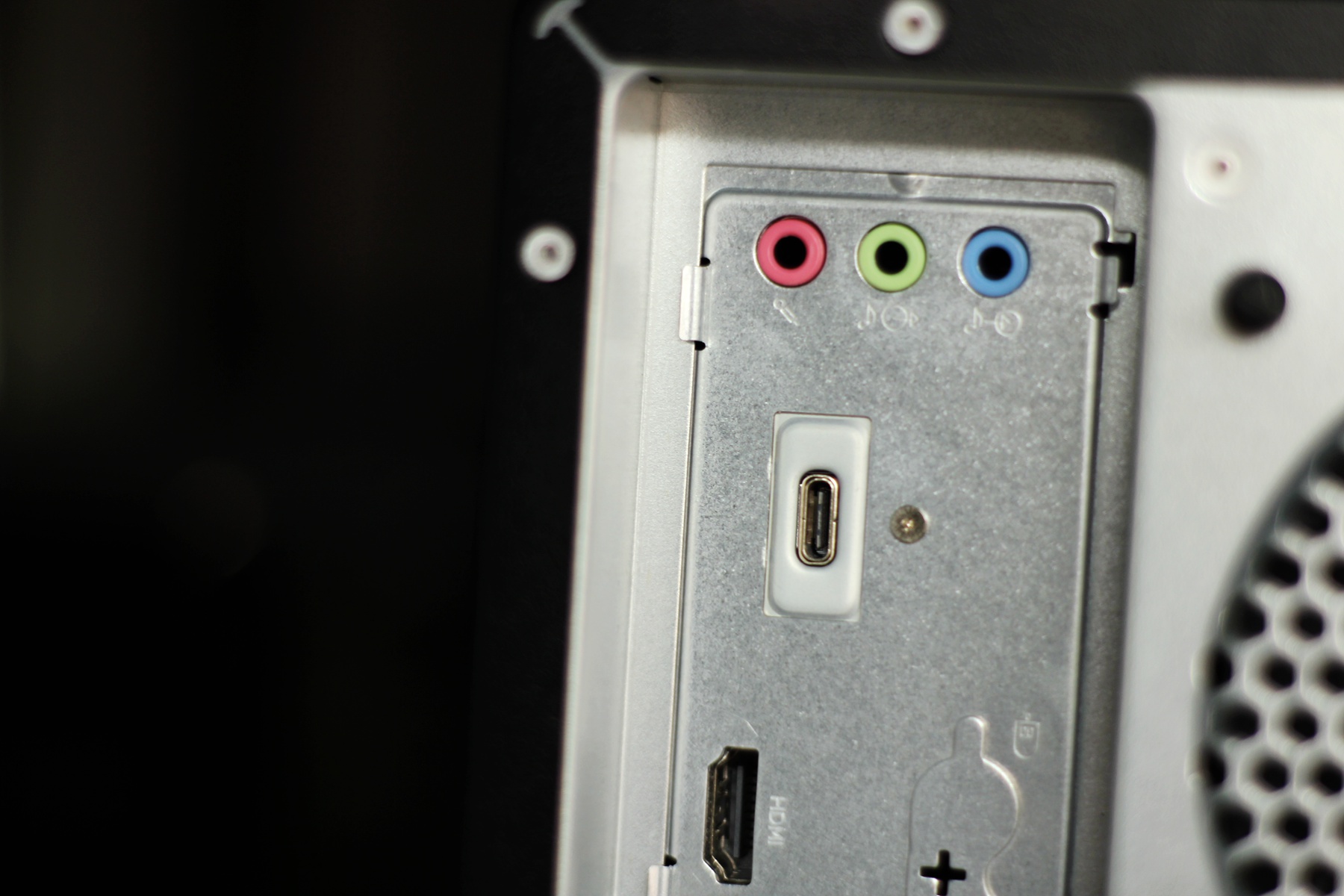 联想ThinkCentreP900,联想thinkcentree95测评