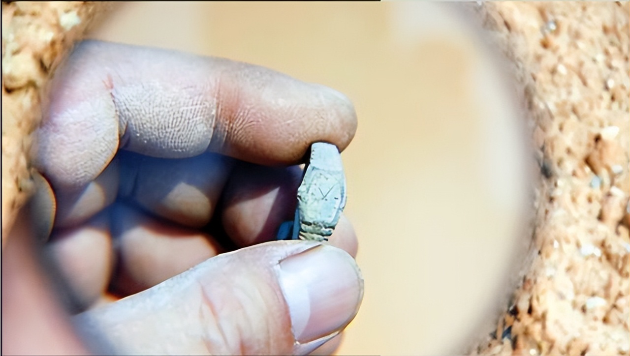 广西出土北斗七星巨棺，为什么墓主人要用这么奇怪的规制下葬呢？