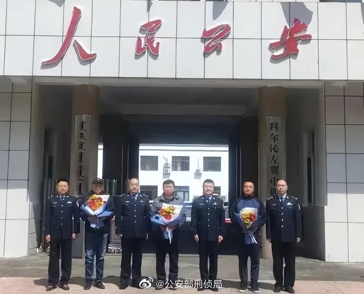 33年没用手机,33年连手机都没用过