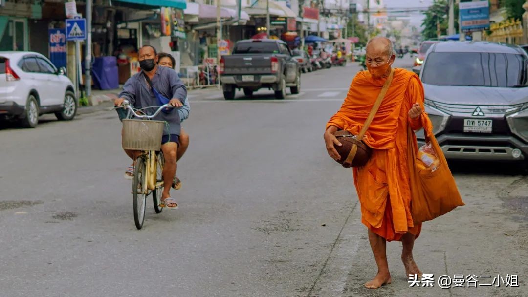 泰国疫情夜市地摊,泰国路边摊的疫情