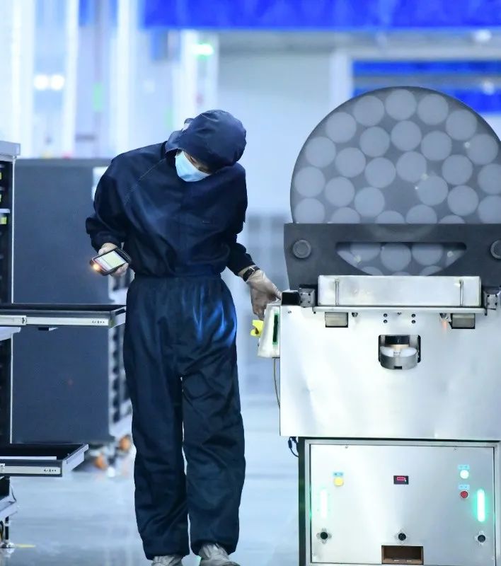 奋力勇攀高峰,奋力新跨越勇攀新高峰