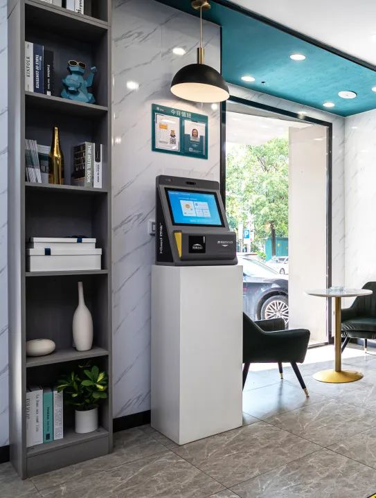 莫负*光春**|这5家希酒店旁的公园真的太美了