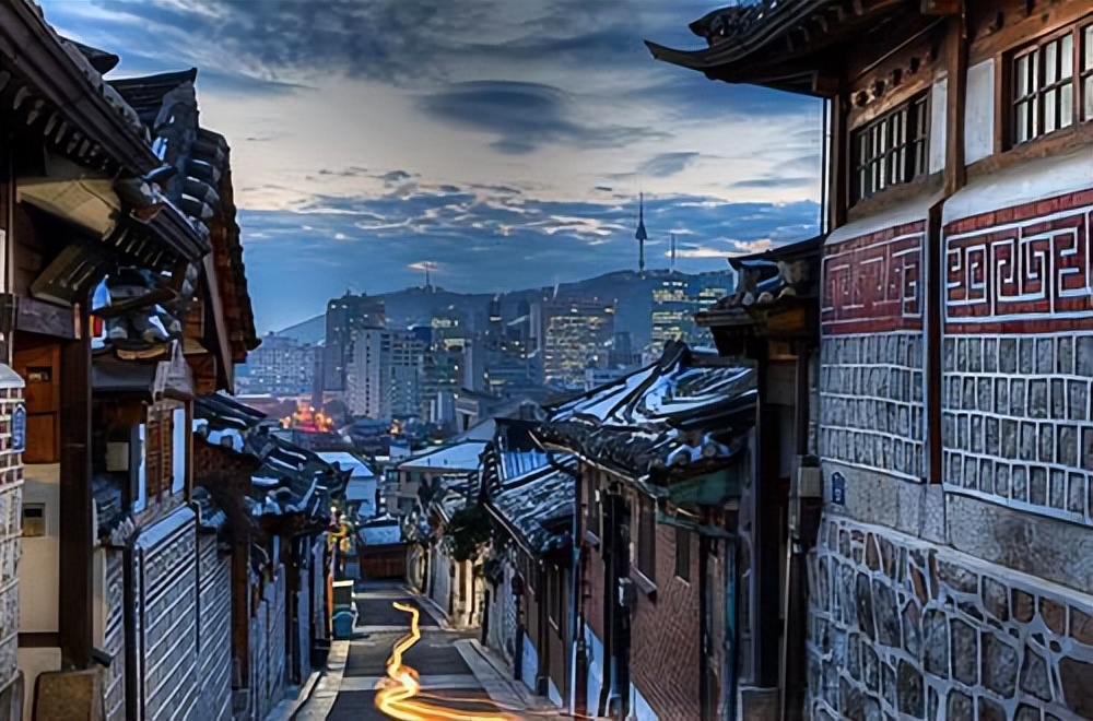 韩国景区出现一句“纯中文”警告，中国游客愤怒说道：再也不去了