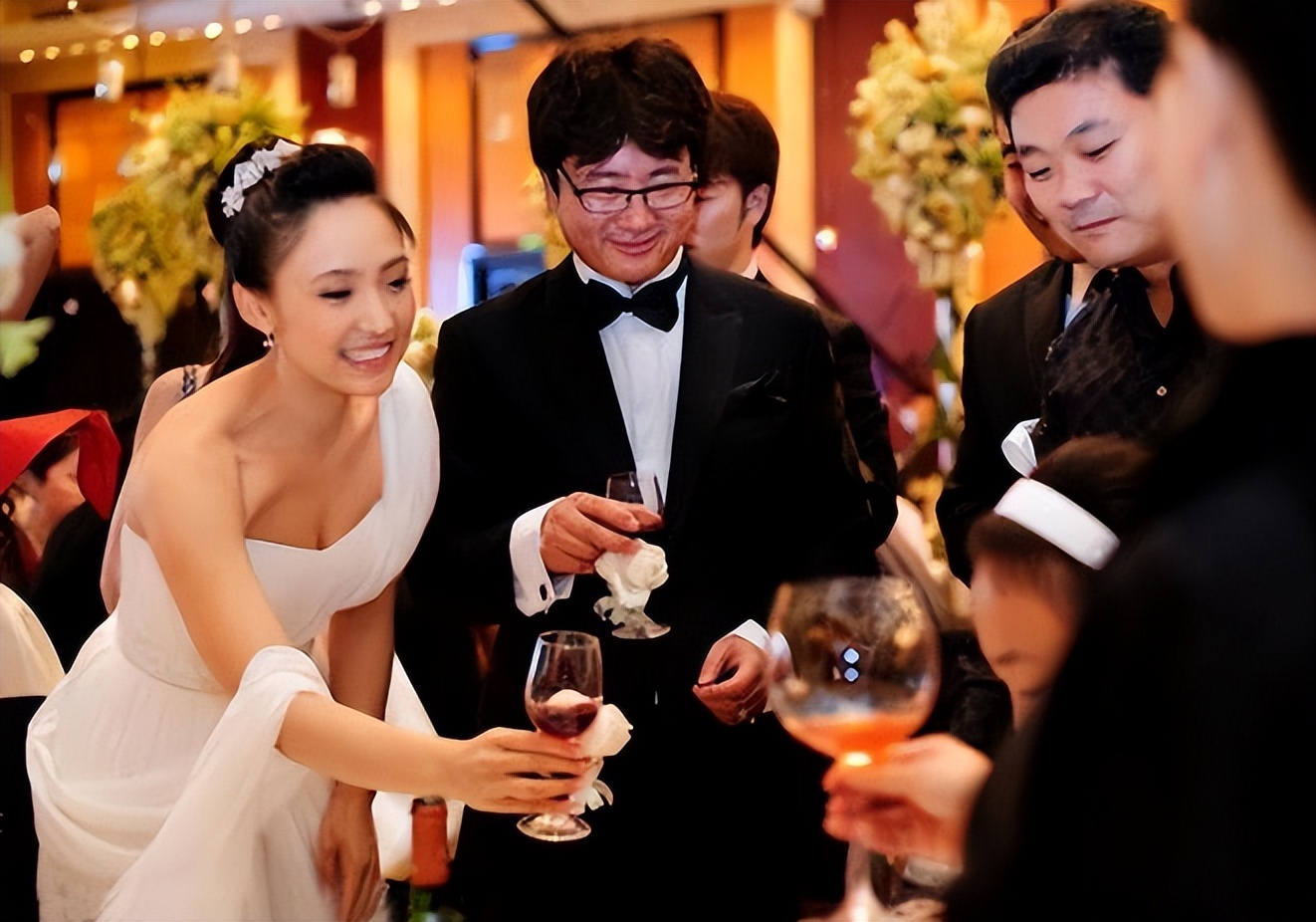 白静嫁入豪门后仅2年被丈夫刺死,白静悲惨的婚姻