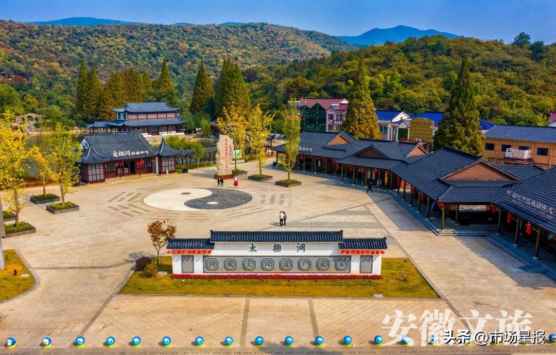 太极洞一路风景,太极洞湖光山色