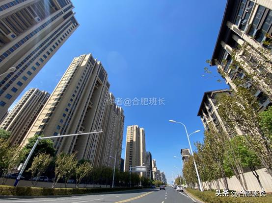 近水楼台先得月下一句该怎么说,近水楼台先得月下一句到底是什么