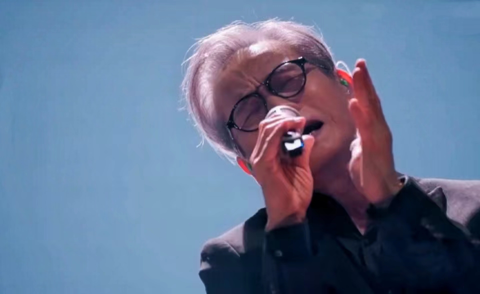 罗大佑早期经典视频,罗大佑年轻时的照片视频