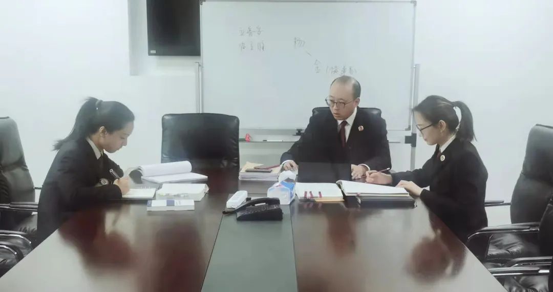 法院通报优化营商环境刑事案例,优化营商环境刑事执行方式