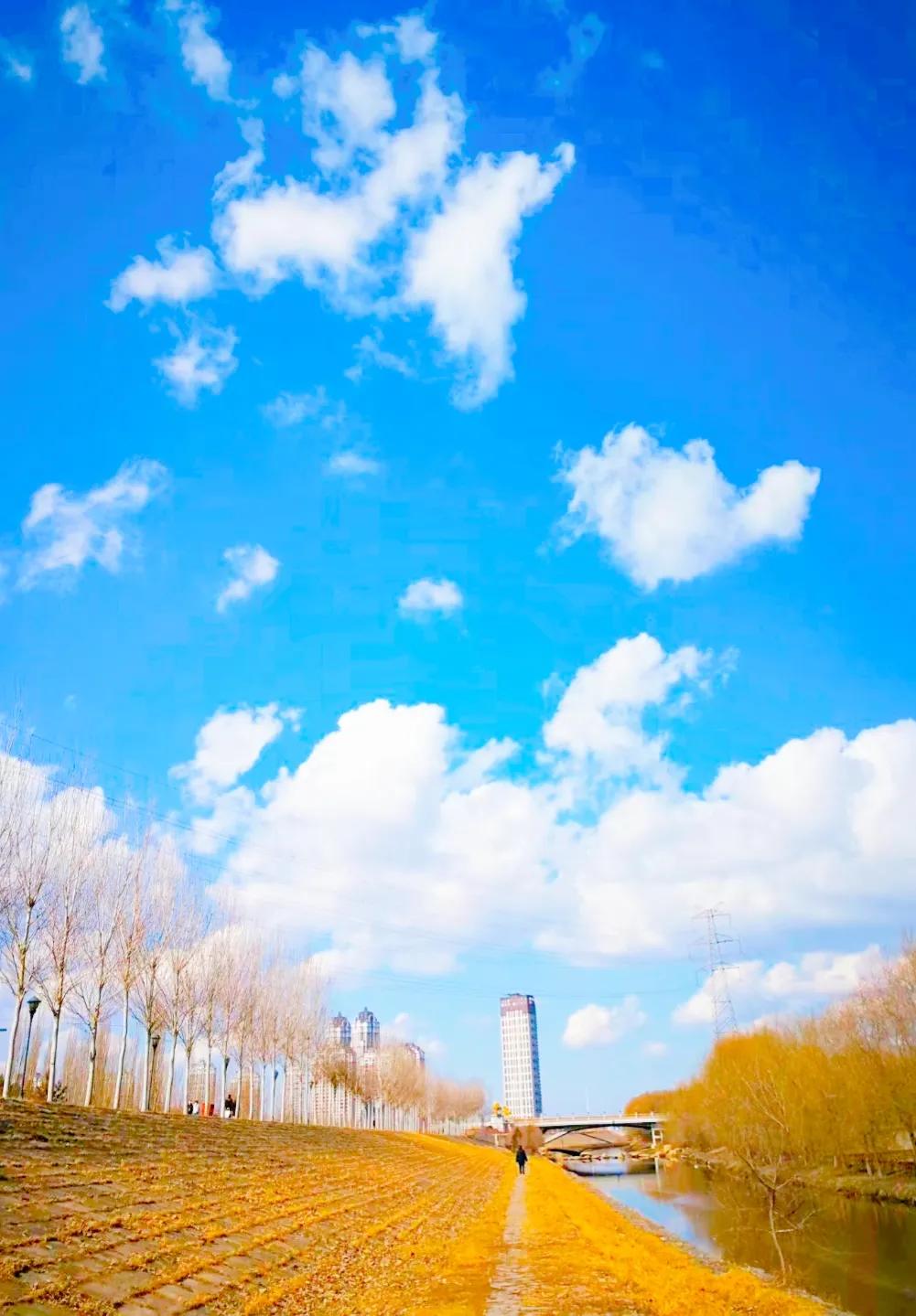 霞光是迷人还是美丽,迷人的晚霞令我神往