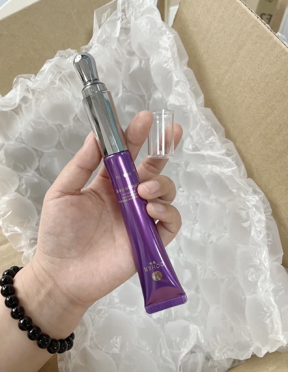 眼霜值得买贵的吗,眼霜好不好用必须是大牌