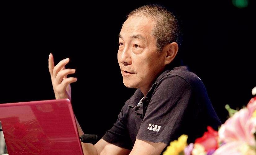 三年疫情狂赚222.8亿，男人靠“国难财”登顶富豪榜，网友：该