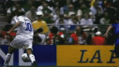 足球大师齐达内形象,艺术大师齐达内