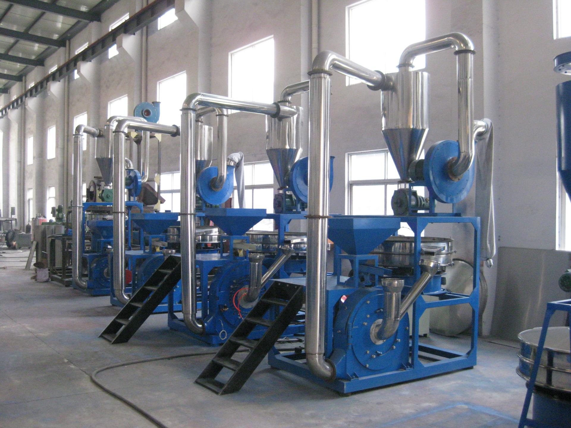 太阳能电池板，在小型磨粉机的独立光伏系统中的经济性分析