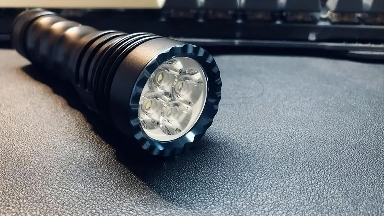 手电筒退运返修/出口货物回国维修申报案例分享