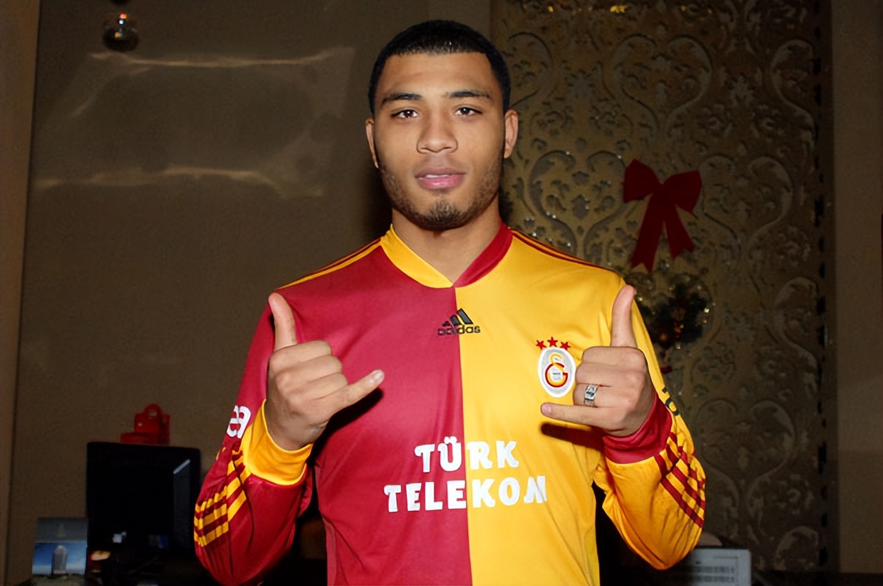 英格兰土生土长的土耳其黑人国脚，曾在8个国家的18家俱乐部效力