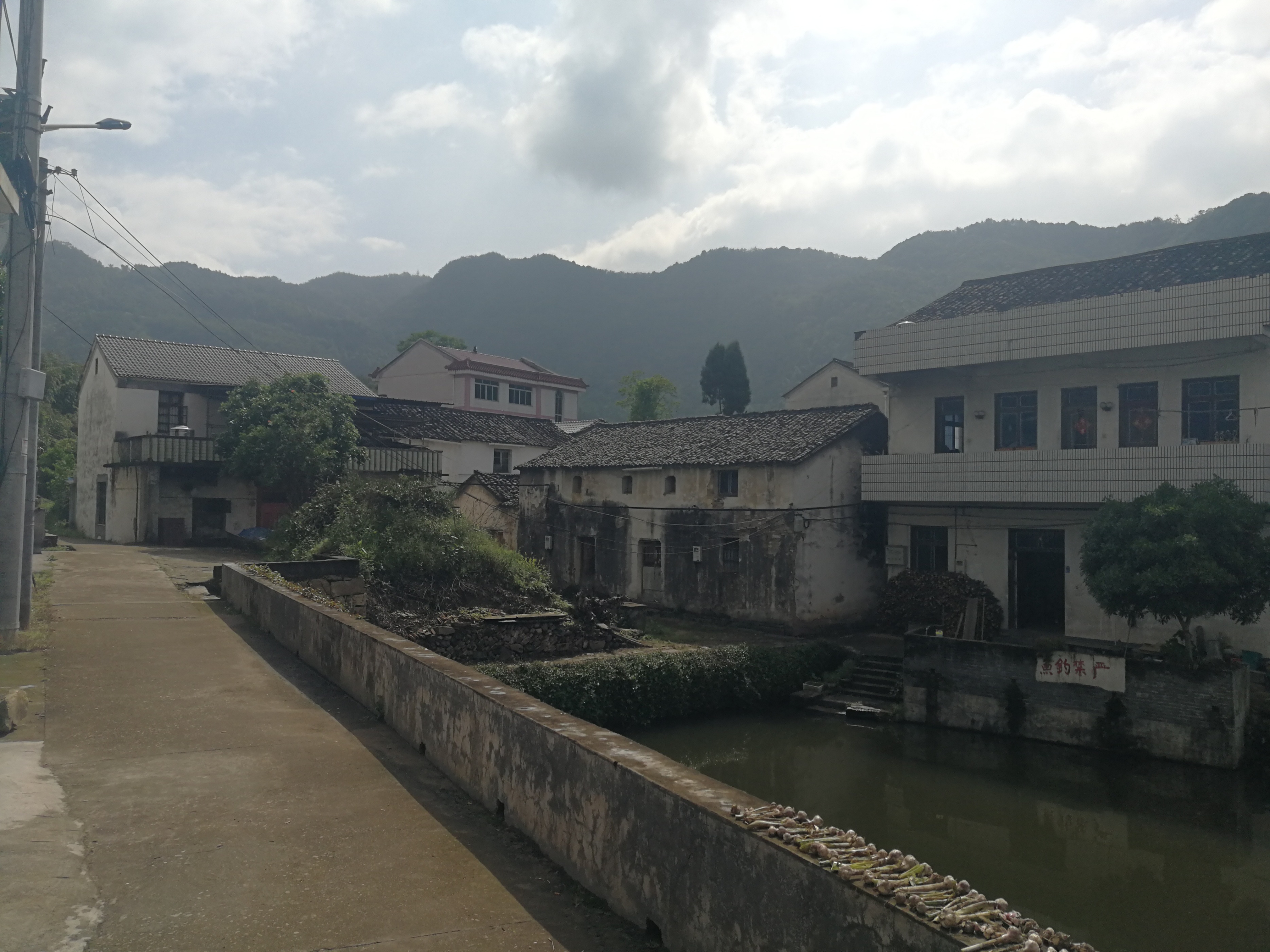 潘村古宅图片,燕窝洞风水