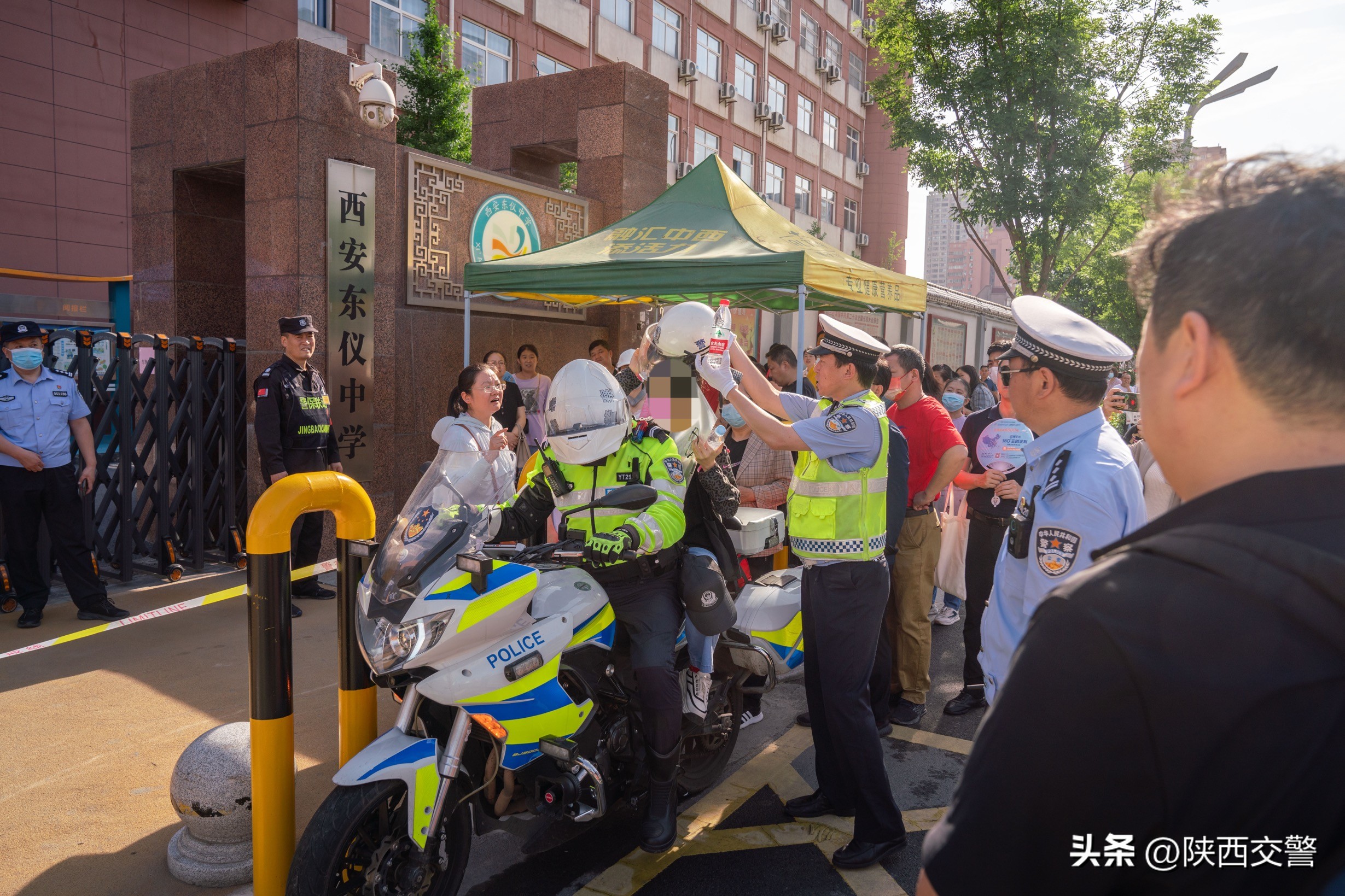 交警指挥中心联勤联动快速精准,派出所临时身份证自助办理机流程