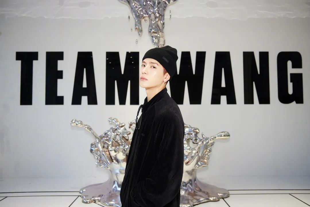 明星开副业？欧阳娜娜官宣个人品牌nabi，单买还不包邮