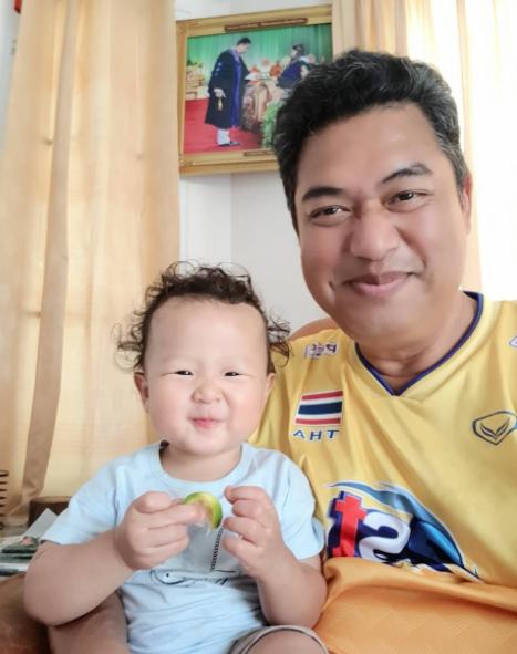 冯坤嫁给泰国女排教练,女排队长冯坤结婚了吗