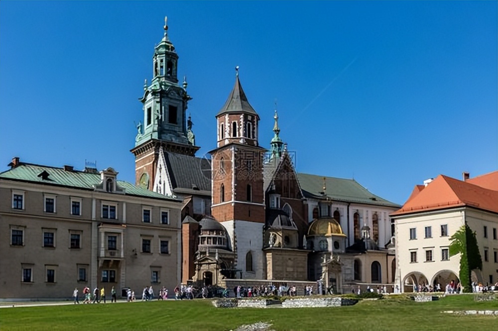 波兰经济发展前景如何,波兰加入欧盟后经济发展