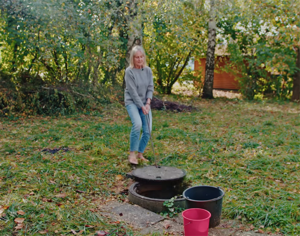 发现一位74岁奶奶的蜗居：16㎡小家没电没暖气，她却一住就是30年
