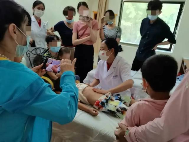 粤琼一家亲,粤琼一家亲茂名